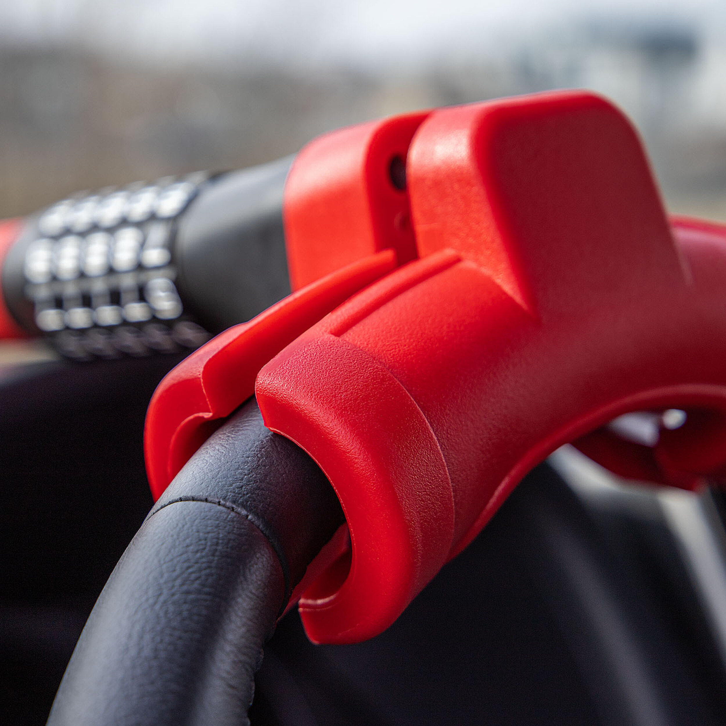 Steering wheel lock | HEYNER® T-LOCK PRO