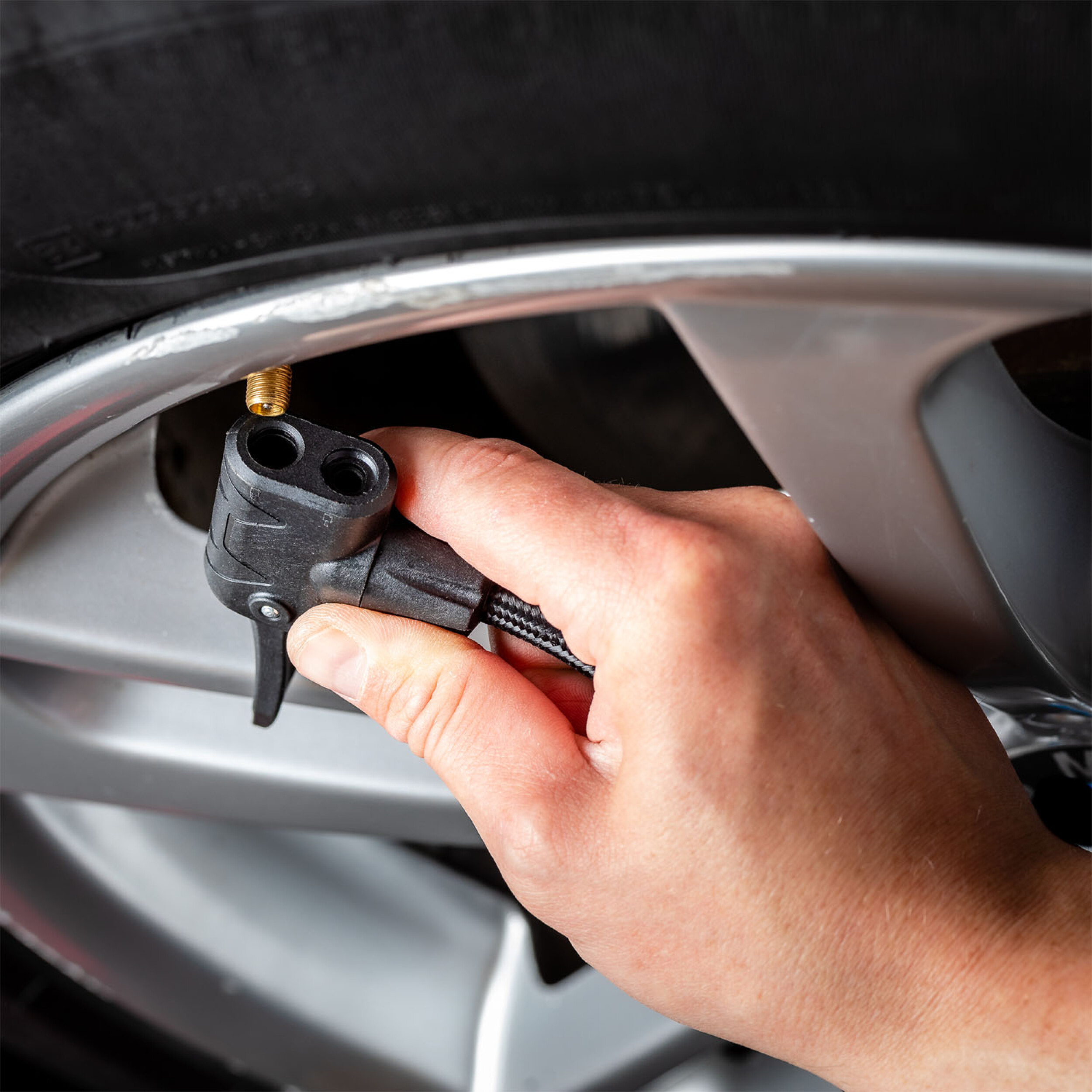 2-Zylinder Fußpumpe Manometer | HEYNER® PedalMax PRO