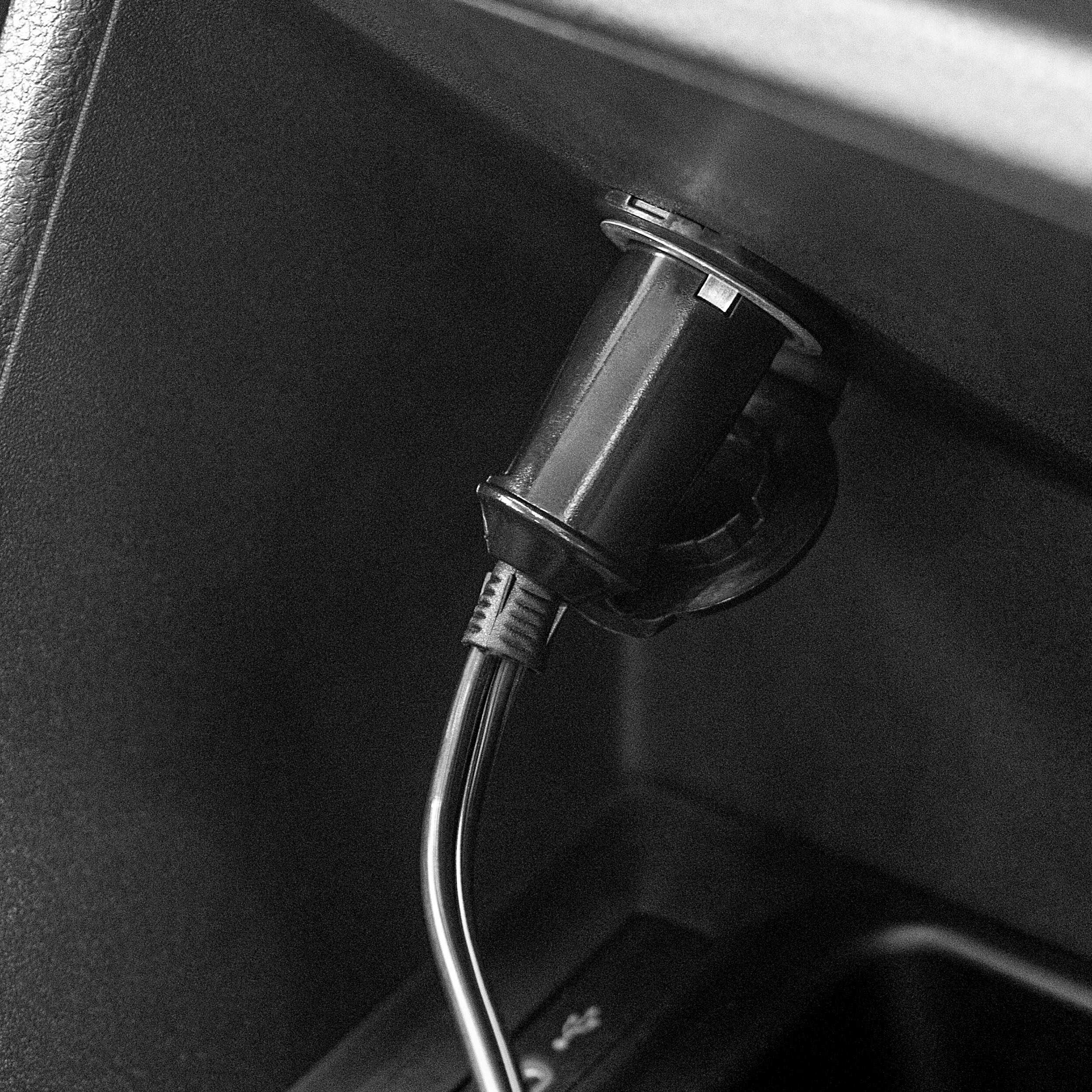 Travel kettle 12V / 24V | HEYNER® ThermoVar PRO 12 V