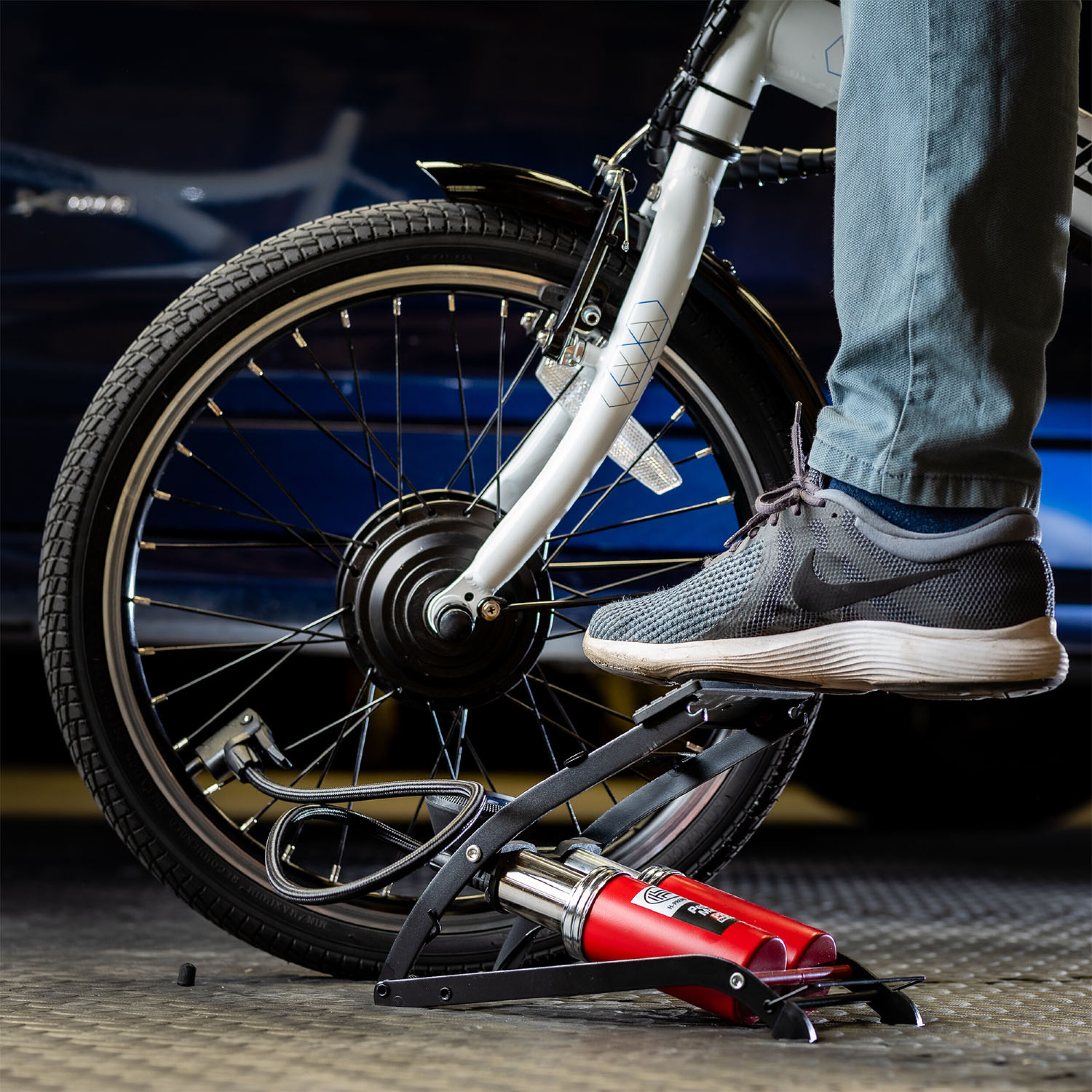 2-Zylinder Fußpumpe Manometer | HEYNER® Pedal Max PRO