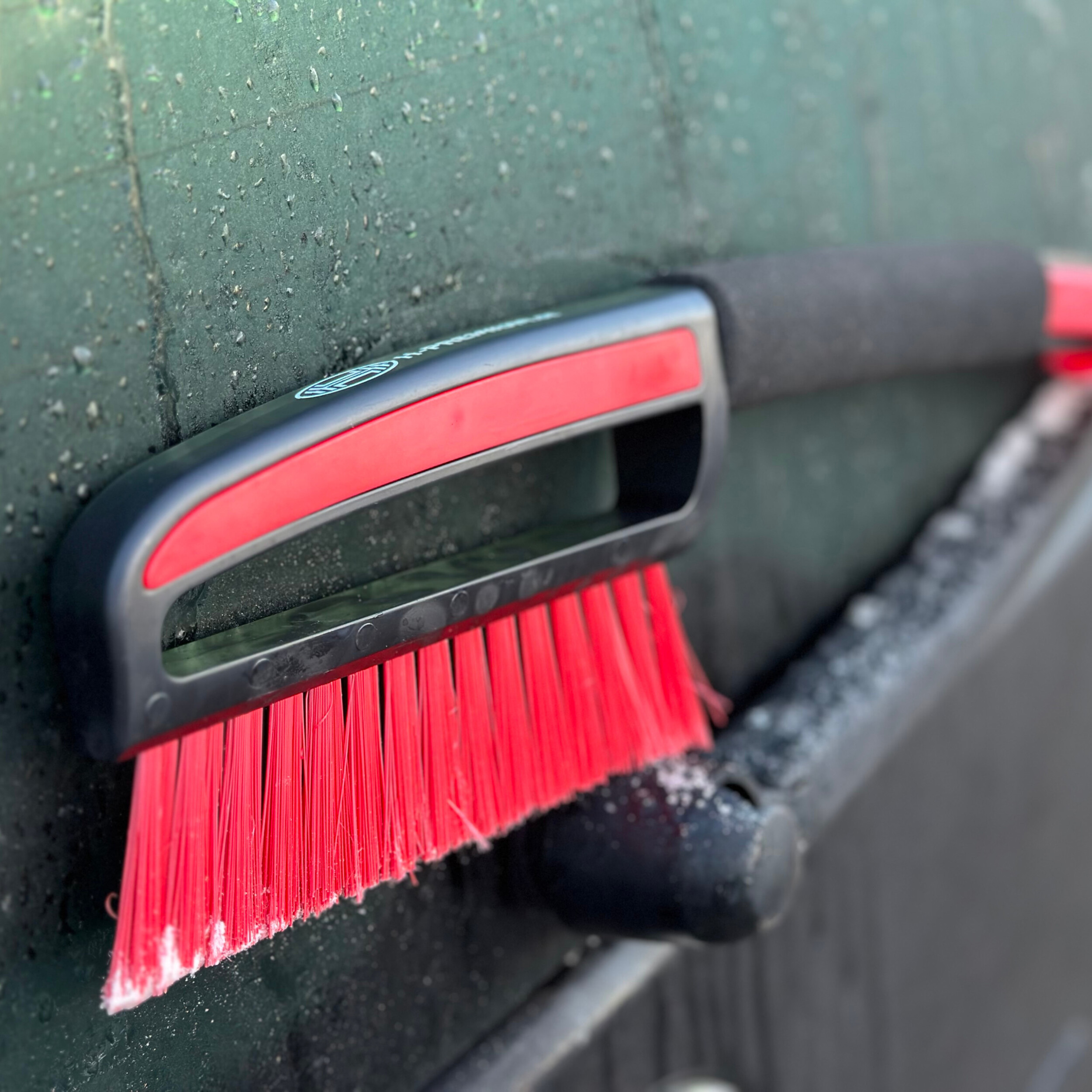 Eiskratzer mit Besen light 44cm | HEYNER® SnowStar M Light PRO