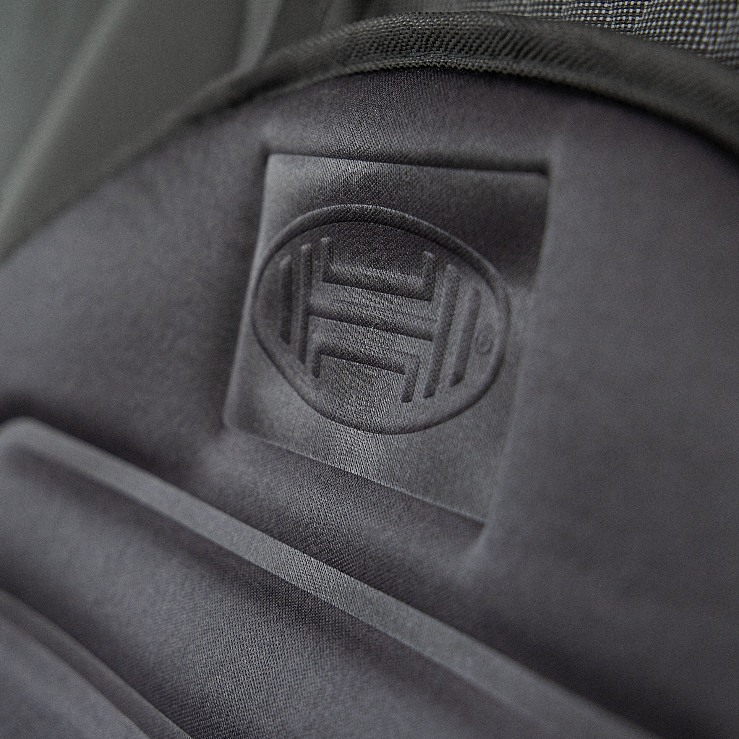 Auto-Sitzauflage beheizbar 12V schwarz | HEYNER® Warm Comfort SAFE